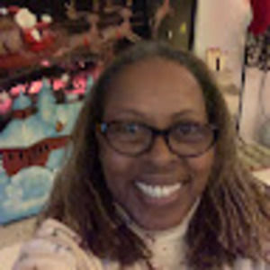 Meet your Posher, Cynthia